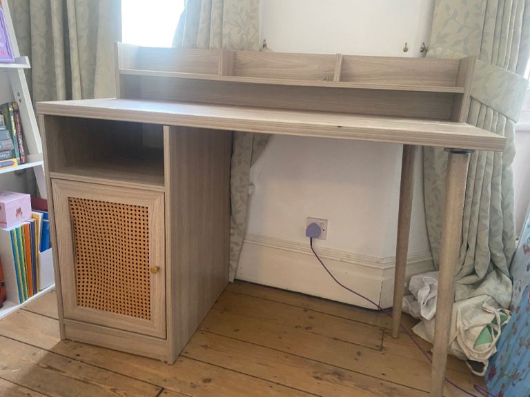 Child’s desk