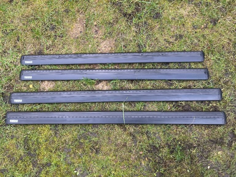Thule car roof bars