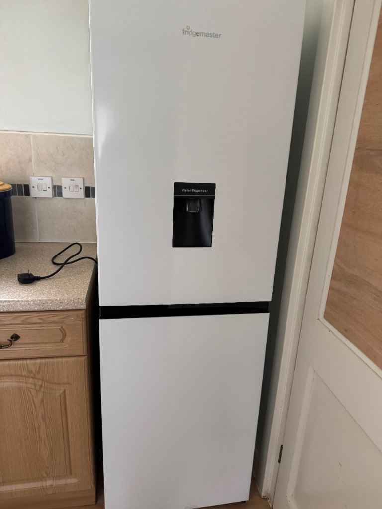 Fridge freezer 