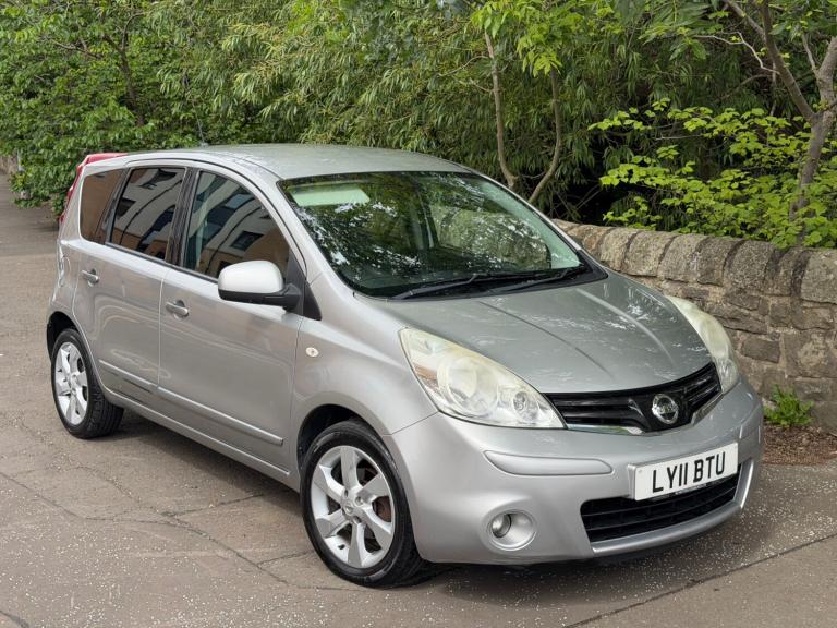 2011 Nissan Note 1.6 Tekna 5dr Automatic MPV Petrol Automatic