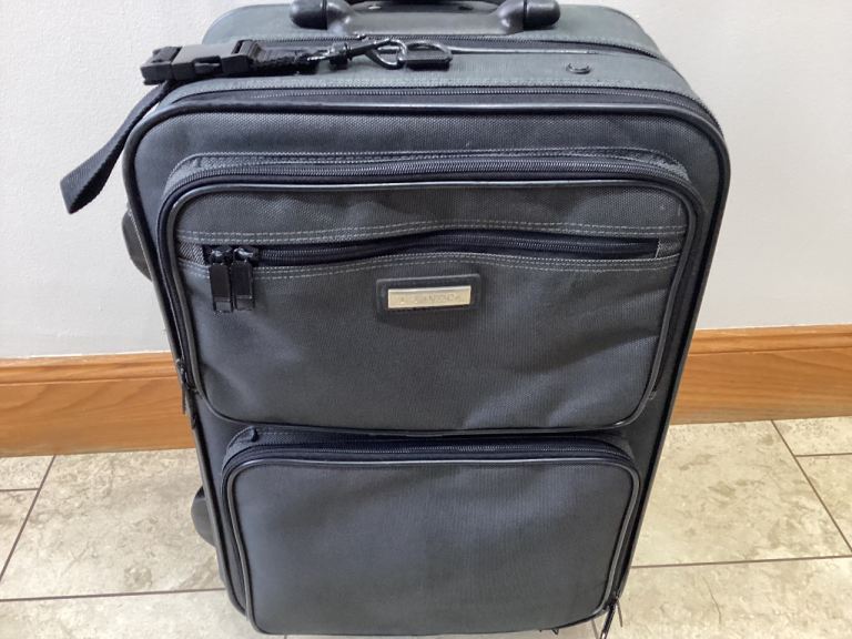 L-Lantic travel case