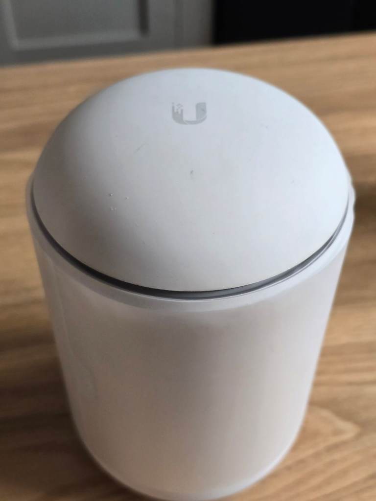 Unifi UDM Home router 