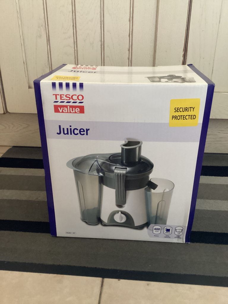 TESCO VALUE Juicer STILL BOXED 