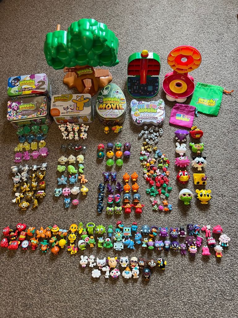 MOSHI MONSTERS Toy Collection x250+