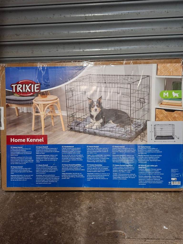Trixie Dog Crate (M) New in box