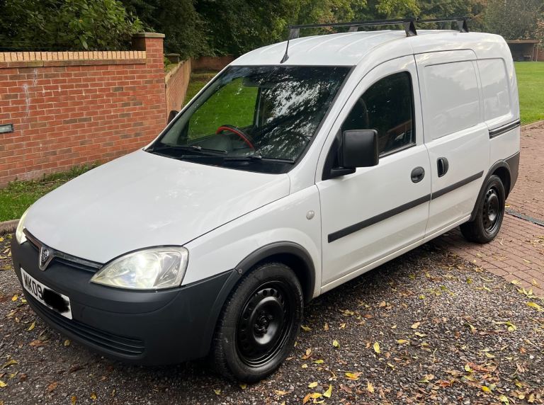 2009 Vauxhall Combo 1.3 Diesel Full MOT NO VAT  Roof Rack 