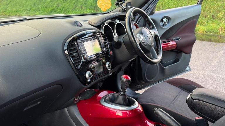 2016 Nissan Juke 1.2 DiG-T N-Connecta 5dr HATCHBACK PETROL Manual