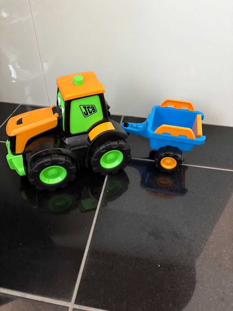 My 1st JCB Fun Farm Tractor Tim with trailer