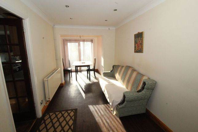 4 Bed Semi-detached House in Rushey Mead area