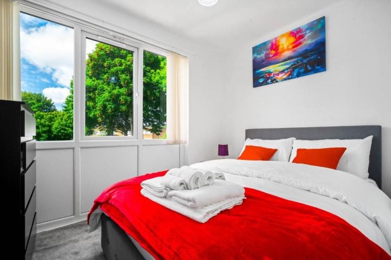 B12 Birmingham Rent