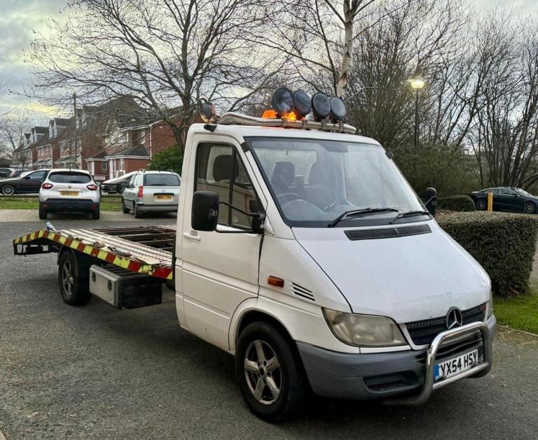 2005 Mercedes-Benz Sprinter 3.5t Chassis Cab CHASSIS CAB Diesel Manual