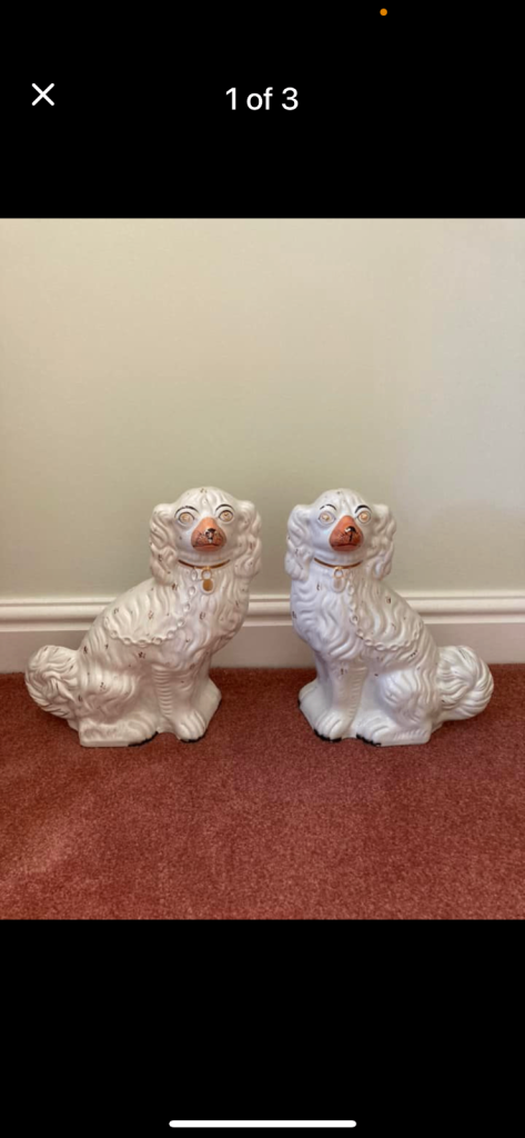 Antiques china dogs 