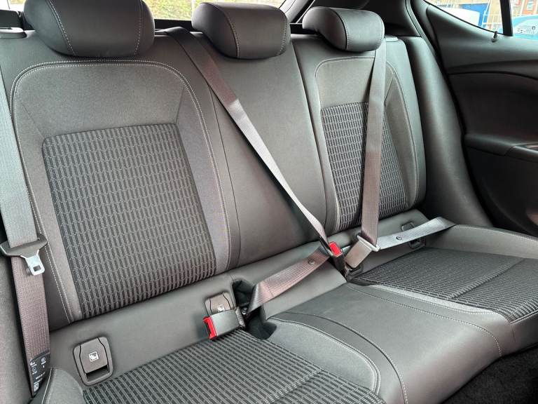 2021 Vauxhall Astra Astra Griffin EDN 1.2 T 5sr Hatchback Petrol Manual