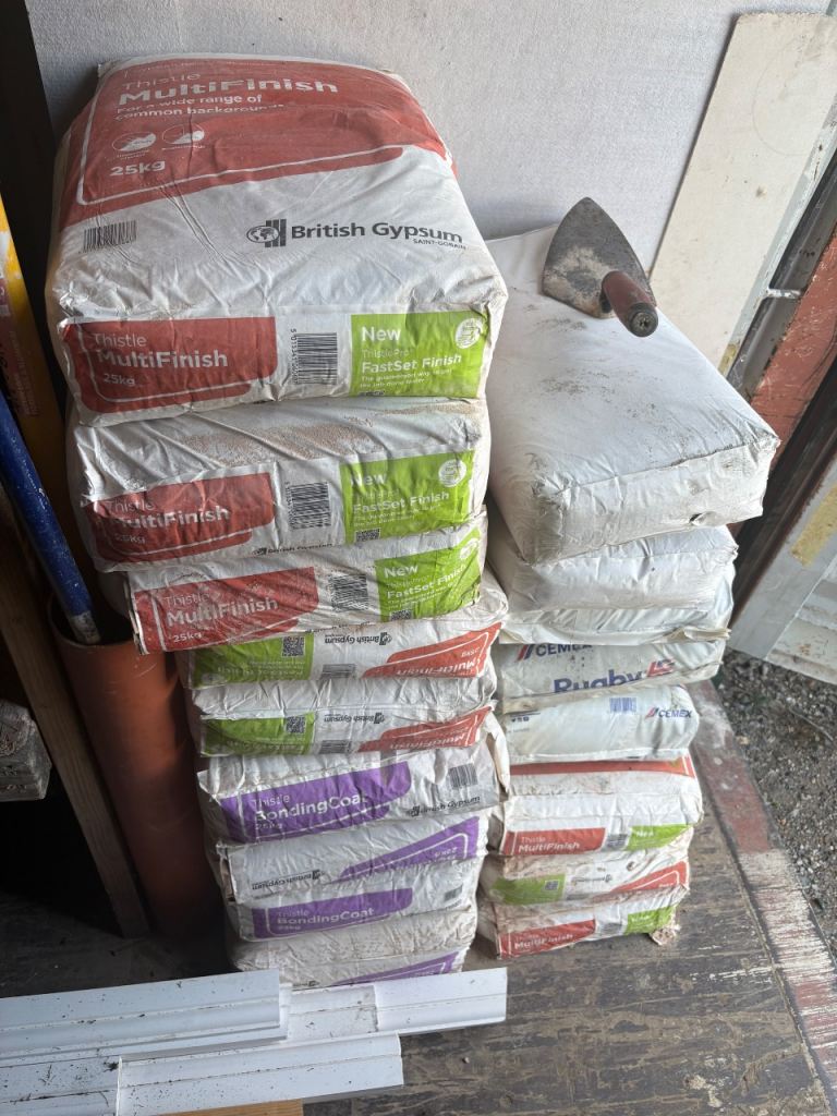 Plastering materials 