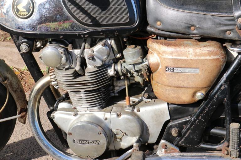 Honda CB450 CB 450 Blackbomber 1967 UK bike, winter restoration project.
