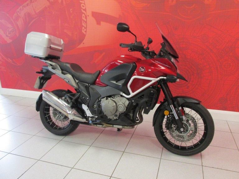 68/2019 HONDA VFR1200X CROSSTOURER - 10232 MILES 