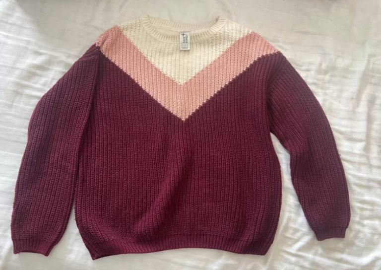 Assorted items of clothing 