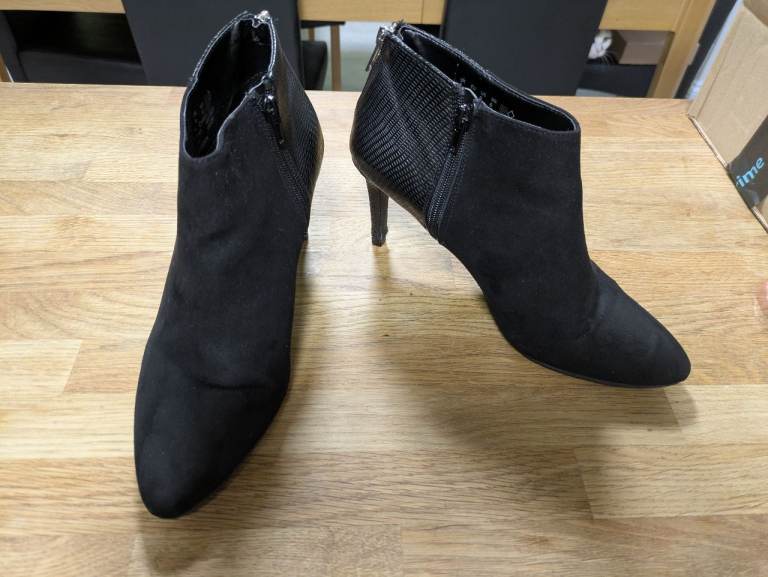 image for Gorgeous F&F comfy black heeled boots size 7 