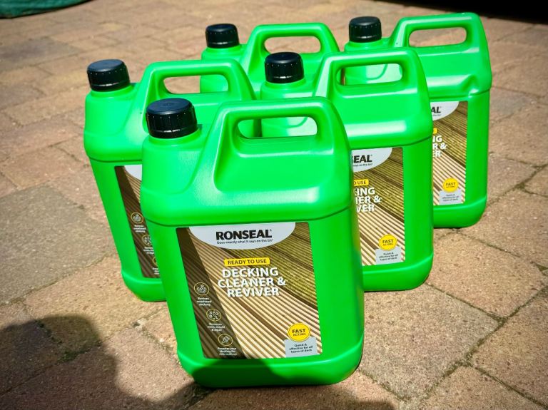 x5 5ltr Ronseal Decking Cleaner & Reviver