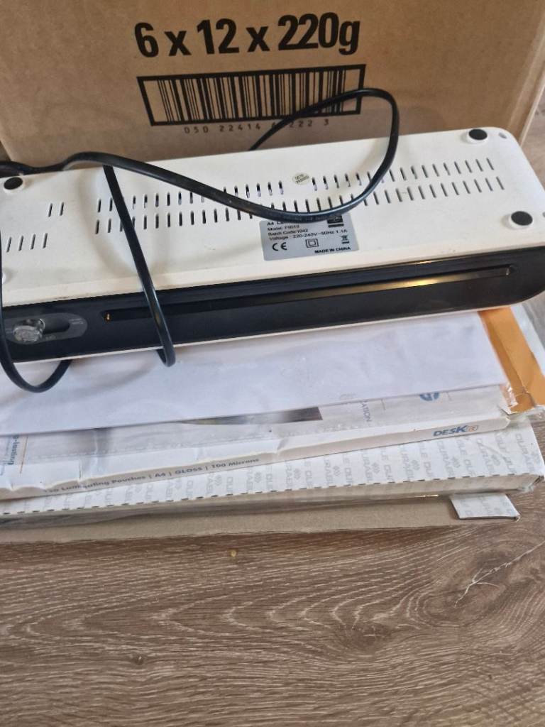 Paper/card laminator