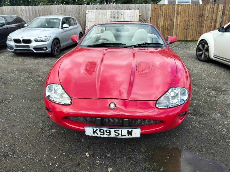  XKR, Convertible, 1999,3996 (cc), 2 doors SUPER CHARGE 115,000 MILES F.S.H WITH A PRIVATE PLATE 