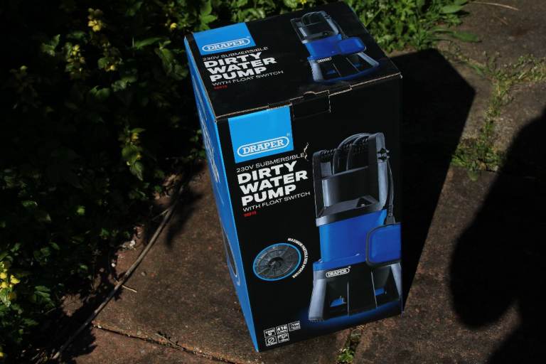 Submersible 230V dirty water pump
