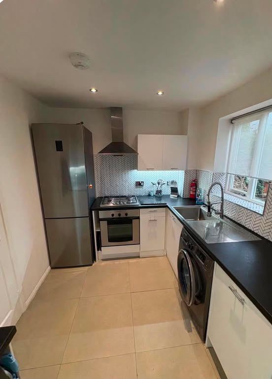 2 Bedrooms house