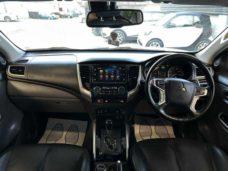 MITSUBISHI L200 2.4 DI-D DC Challenger White Auto Diesel 2020+NO VAT+1 OWNER!