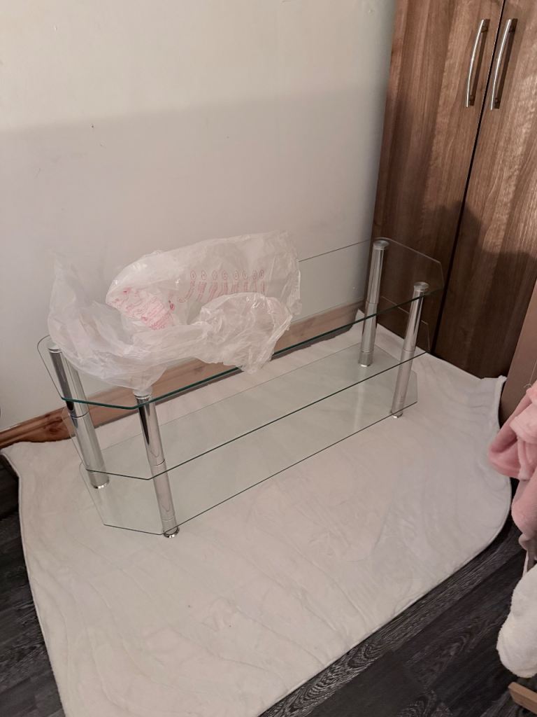 55 inch tv Glass Tv stand/ unit