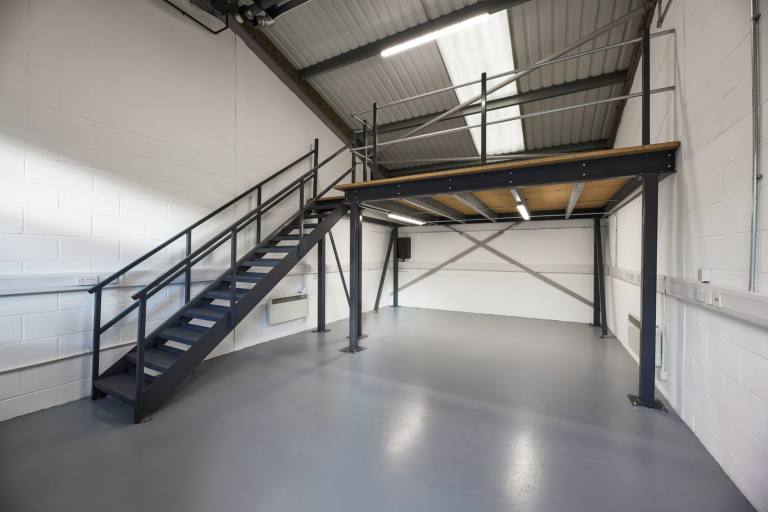 Weymouth - DT4 7BS \ Modern Workshop Space in Basepoint Jubilee Close