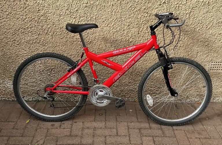 Bike/Bicycle.GENTS EXCEL “ BULLET “ MEDIUM FRAME MOUNTAIN BIKE 