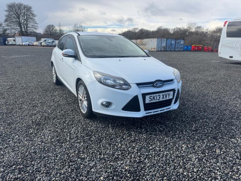 2013 Ford Focus 1.0 125 EcoBoost Zetec 5dr HATCHBACK Petrol Manual