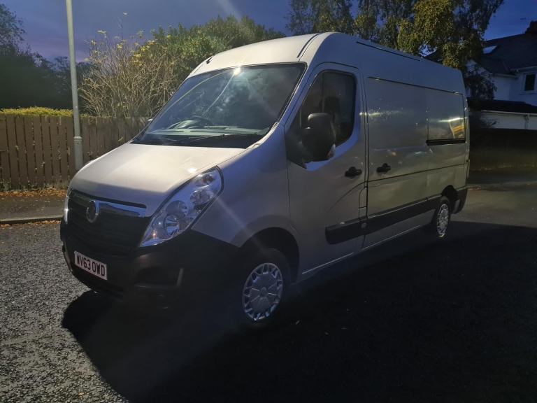 Outstanding Van September 2013 Vauxhall Movano F3500 L2 H2 2.3 Diesel Medium Wheel Base Medium Roof 