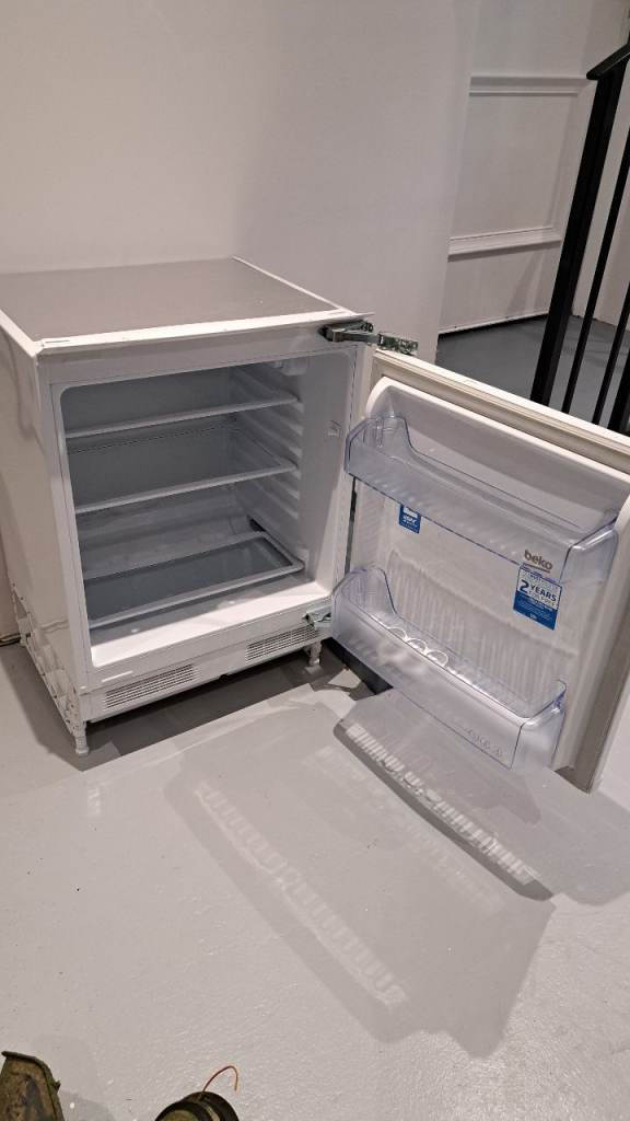 BEKO Undercounter Integrated Fridge