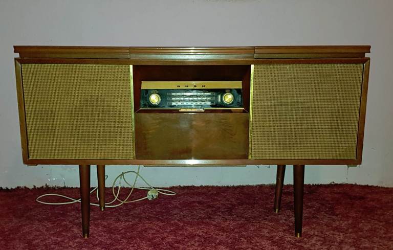 image for Bush SRG91 Radiogram