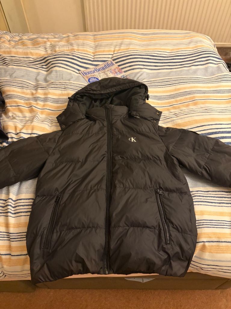 Calvin klien coat size s