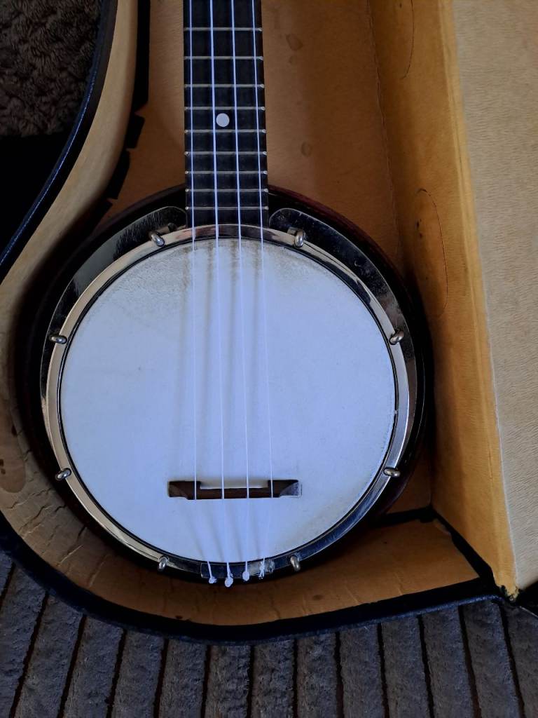 GEORGE FORMBY BANJO