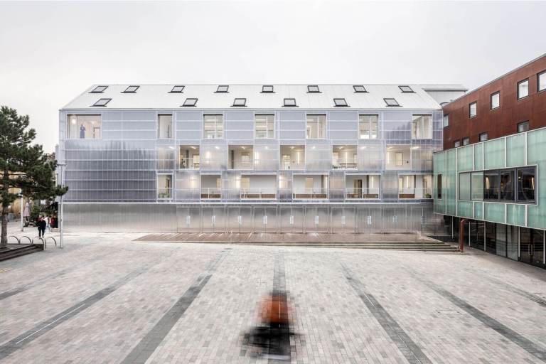 Desk space in lovely sunny Dalston shared studio