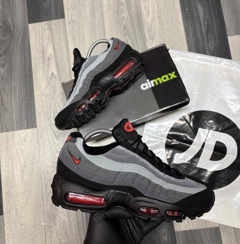 Nike Air Max 95 Grey/Black/Red UK 9 + Box – Excellent Condition