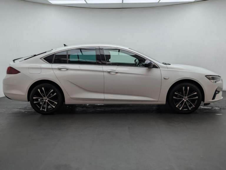 2021 Vauxhall Insignia 1.5 Turbo D Ultimate Nav Grand Sport 5dr Diesel Manual Euro 6 (s/s) (122 p...