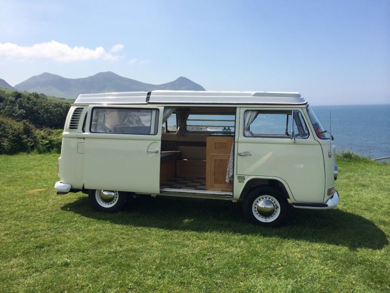 Volkswagen campervan. Genuine Westfalia T2, 1972, 1700 (cc)