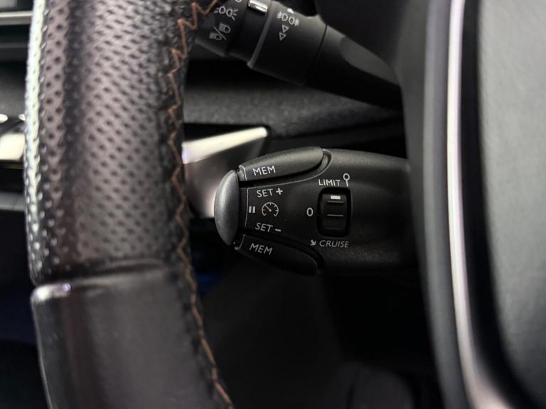 2019 Peugeot 3008 1.2 PureTech GT Line Euro 6 (s/s) 5dr HATCHBACK Petrol Manual