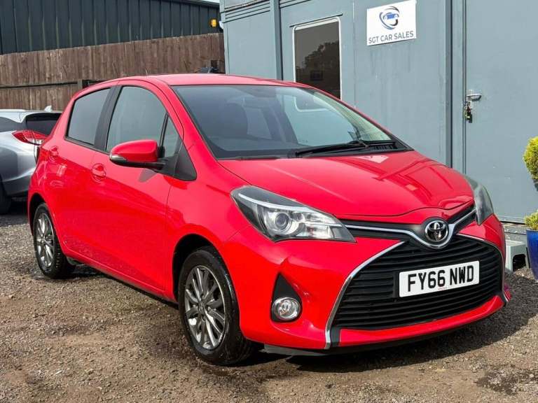 2016 Toyota Yaris 1.33 VVT-i Icon 5dr HATCHBACK PETROL Manual