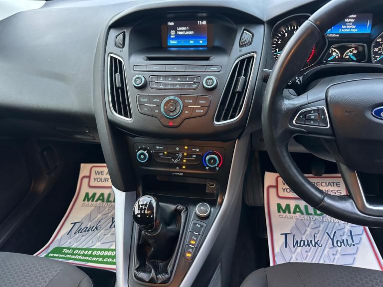 2015 Ford Focus 1.0T EcoBoost Zetec Euro 6 (s/s) 5dr HATCHBACK Petrol Manual