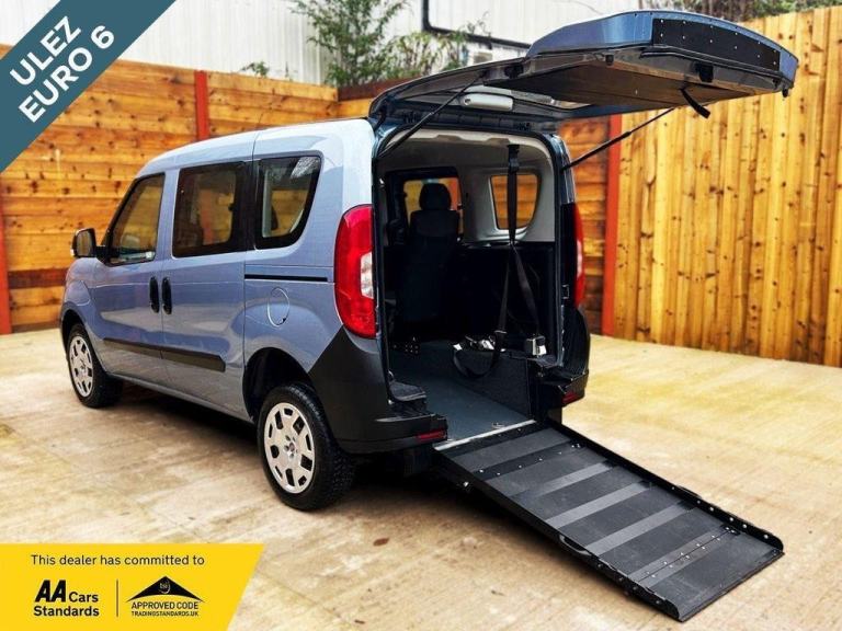 2018 Fiat Doblo 3 Seat Wheelchair Accessible Disabled Access Vehicle WAV MPV Pet