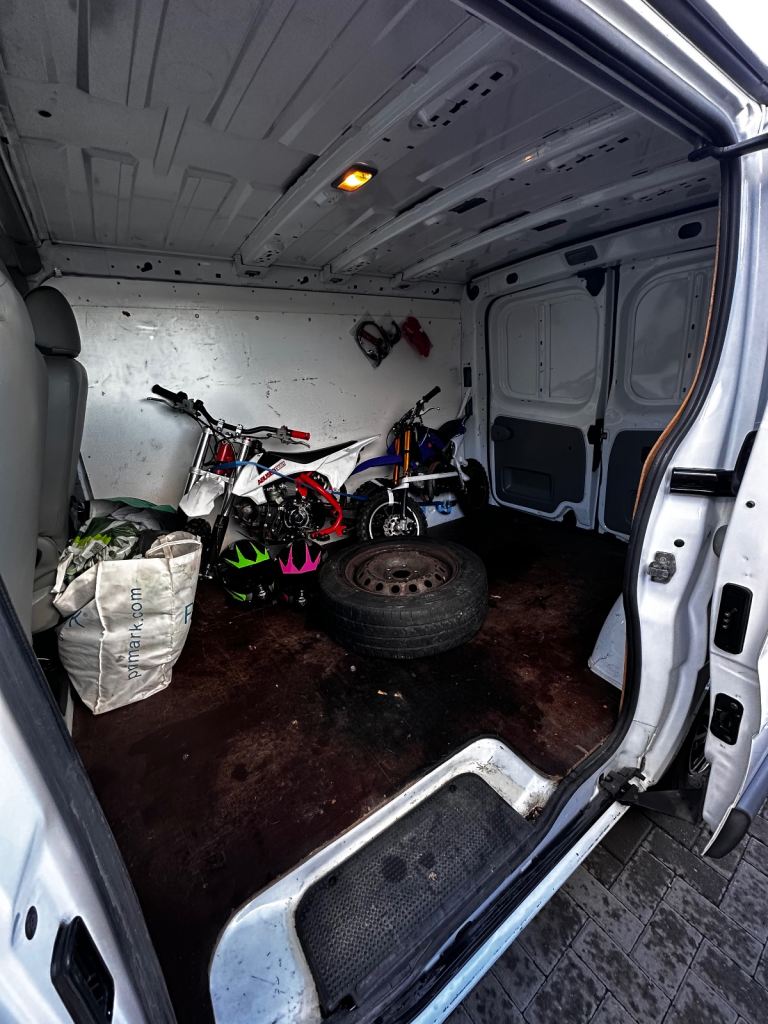 Vauxhall, VIVARO, Panel Van, 2008, Manual, 1995 (cc)