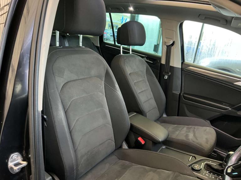 2017 Volkswagen Tiguan 2.0 TDi 150 4Motion SEL 5dr DSG ESTATE DIESEL Automatic