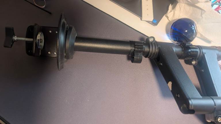 Dual Monitor Arms, Assisted Lift