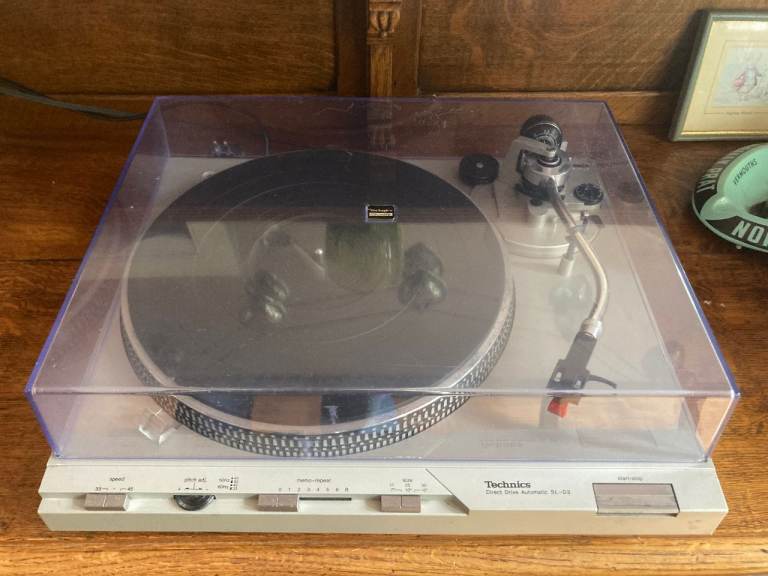 Technics SL-D3 Direct Drive Turntable- Vintage Classic