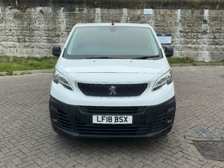 2018 Peugeot Expert Professional - Long MOT - No VAT - ULEZ Compliant - Twin Rear Doors